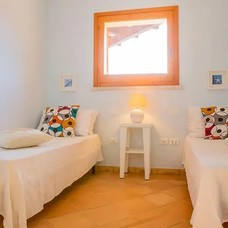 Marysol Villa *