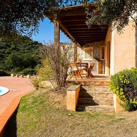 Marysol Villa